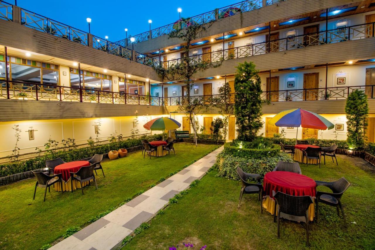 Snow Valley Resorts & Spa Manali Zewnętrze zdjęcie